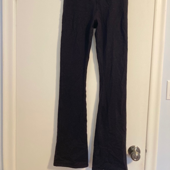 ALO High-Waist Bootcut Leggings - Black (Small) - Picture 6 of 11